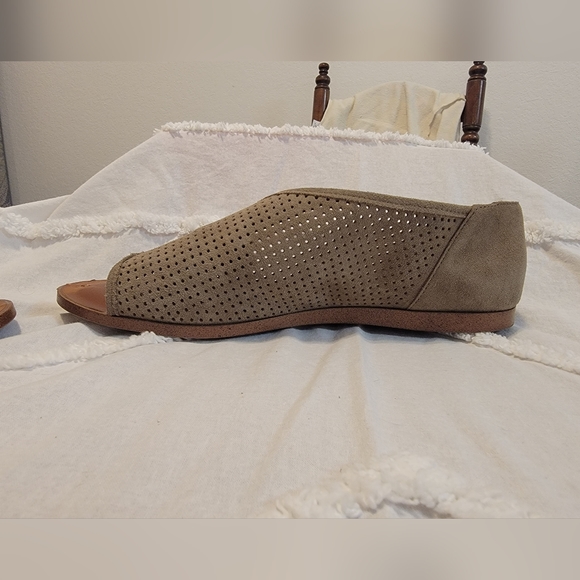 SOLE SOCIETY LEATHER SANDALS SIZE 10 - Picture 6 of 6